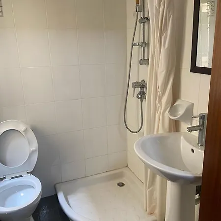 Y Bano Privado Homestay